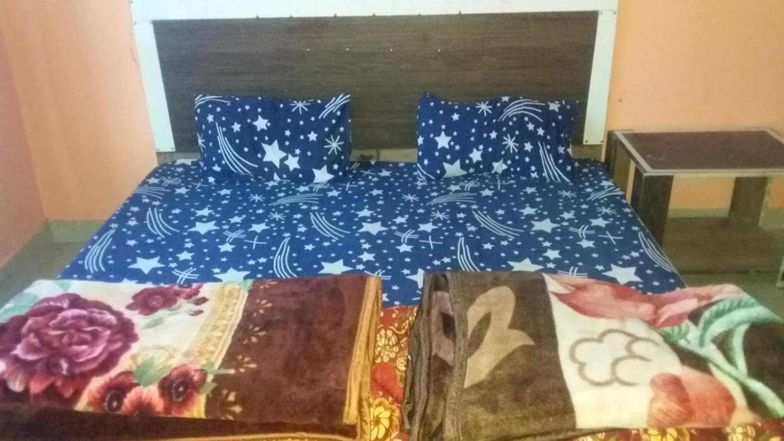 Spot On Sharma'S Kitchen & Home Stay Bajaura المظهر الخارجي الصورة